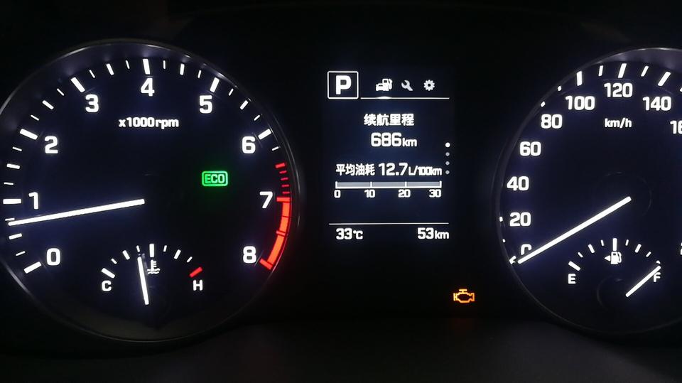 领动-今天刚提的车，提车出来，加满92的油，然后开了10多公里。发动机就亮黄标了？这是个什么情况，明天还准备回去上牌，我草