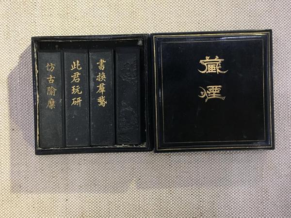 古梅園 書道墨 最高級純松煙墨『寒山拾得』稀少いきまつ松煙使用墨