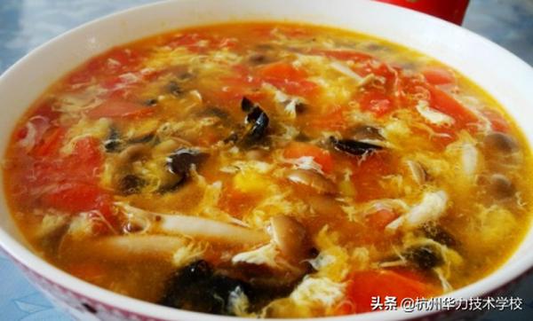 西红柿海米蘑菇汤的做法
