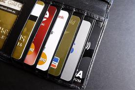 用信用卡分期还款划算还是银行贷款划算吗（买手机分期划算还是信用卡分期划算）