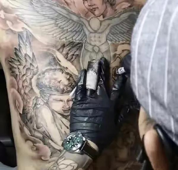 纹身图片男生霸气头像(纹身头像男图片霸气)