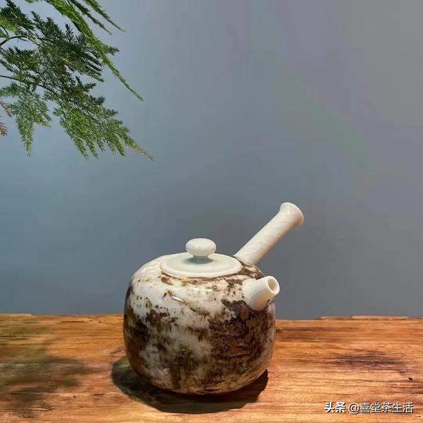 白釉瓷器茶壶- 头条搜索