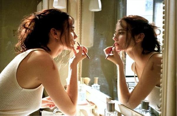 三十而立电视剧顾佳的扮演者是谁（三十而立电视剧顾佳的扮演者是谁啊）