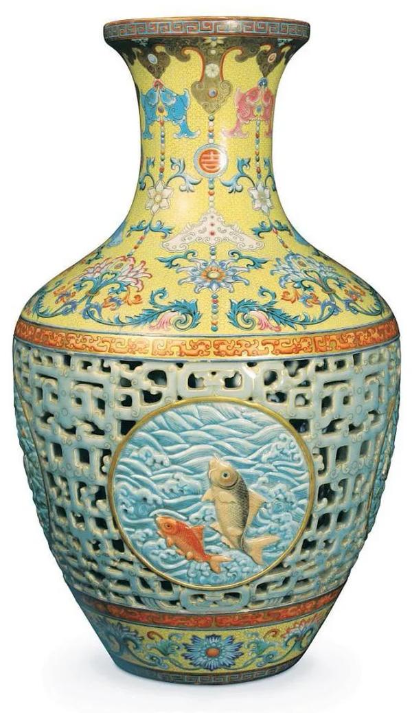 著名青花瓷器作品及简介（最著名的青花瓷器）