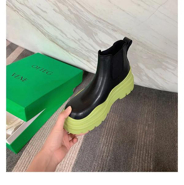 皮鞋底是聚氨酯好还是橡胶好(皮鞋聚氨酯和橡胶鞋底哪个好)