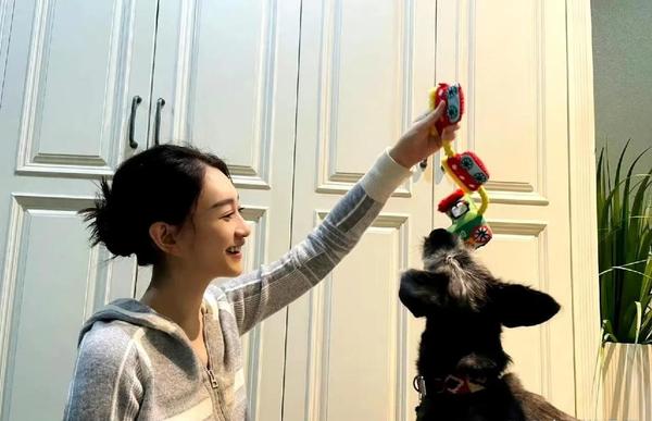 两个字的女演员40岁以上(两个字的女演员40岁以上是谁)