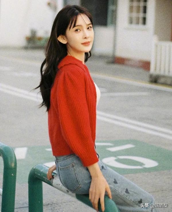 伤感歌曲背景图片(伤感歌曲背景视频素材)