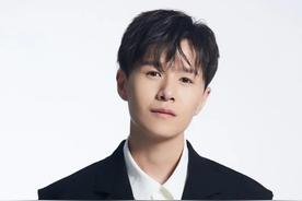 张紫豪的成名作品有哪些（张紫豪是靠什么火的）