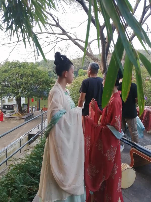 穿越电视剧大全古装剧（穿越电视剧大全古装剧免费观看）