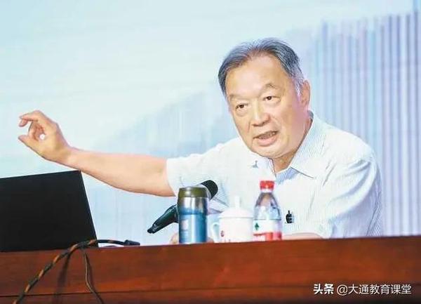 三个上层建筑的例子(上层建筑的形式)