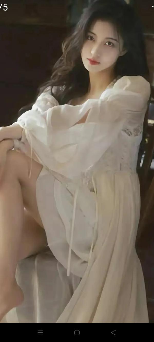 白雪公主长什么样(白雪公主长什么样子-丑照)