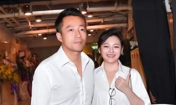 易直播回放视频付费（易直播回放视频付费怎么取消）