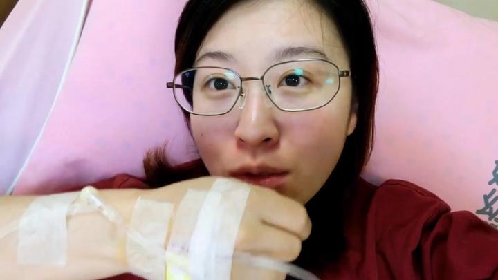 孕妈实拍自己分娩过程无人陪同历经40小时真是异常坚强