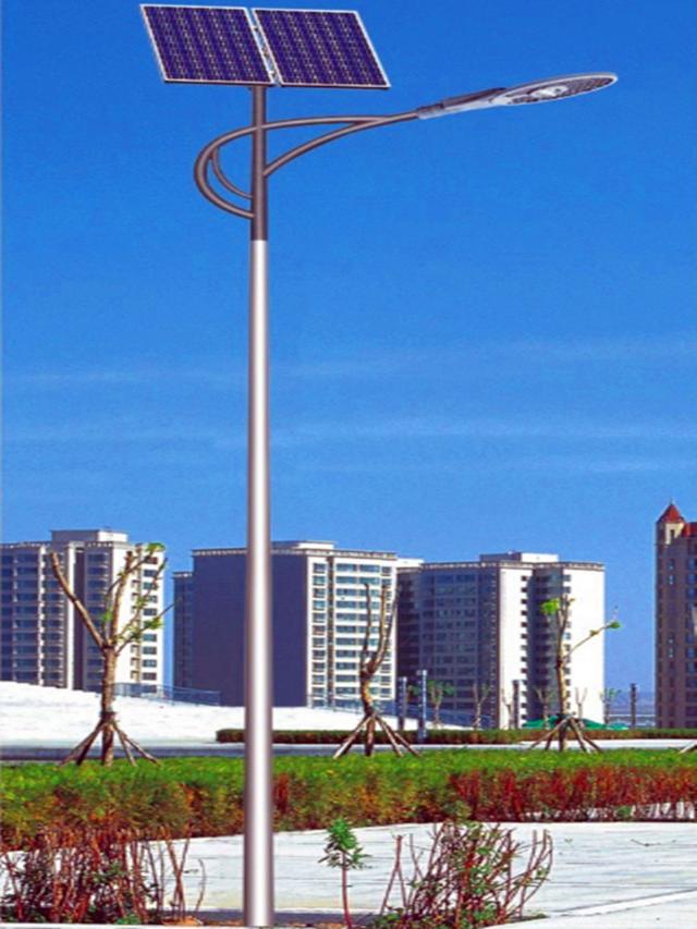 太阳能路灯价格100瓦太阳能路灯一套价格多少钱