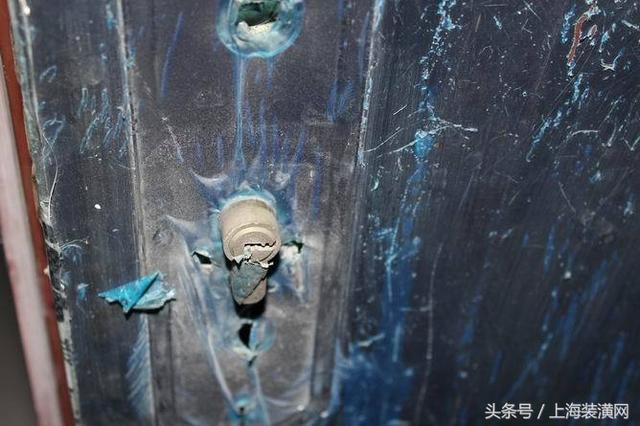 自己换锁芯怎么换？按照师傅的方法，这么简单就换好了