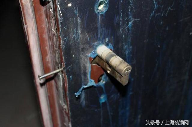 自己换锁芯怎么换？按照师傅的方法，这么简单就换好了