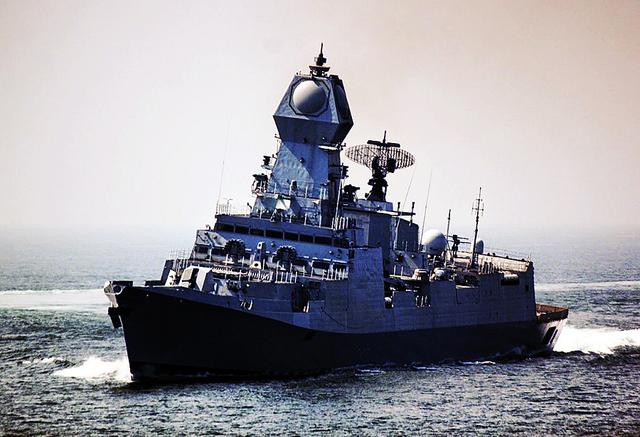 美海军狂傲为何不敢闯俄罗斯领海？美官员称3