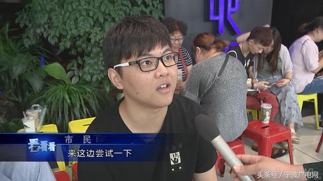 长假进行时：宁波各大商圈人潮涌动 店铺生意红火