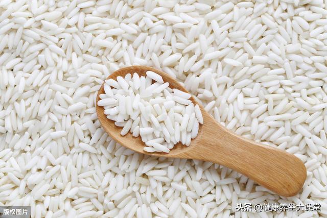 会吃米的人更长寿！6种米乌发、健脾养胃，还是活血化瘀好帮手