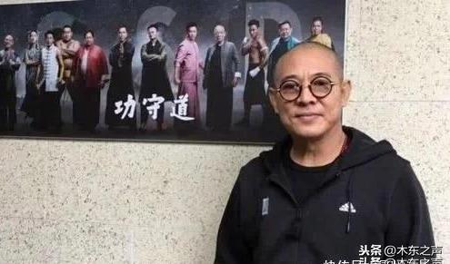 李连杰家庭背景很强？鲁豫问他爷爷是谁，李连杰：说了你也不敢播