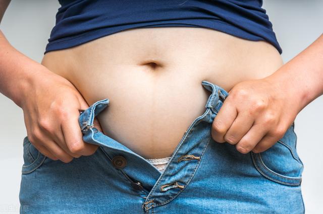身體即將發胖的4個徵兆，看看自己占了幾個！防患於未然