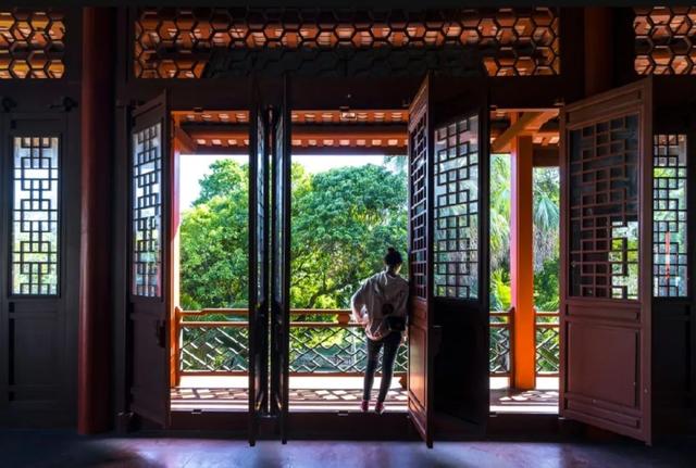 三亚1.5h直达！这座全国荔枝第一甜的海滨古城，