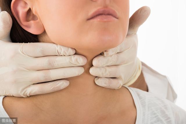 为什么女性更容易患甲状腺癌？甲状腺结节的3种症状要了解
