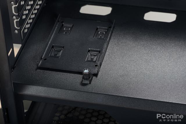 航嘉GX560S机箱评测：全景侧透与精致做工的结合