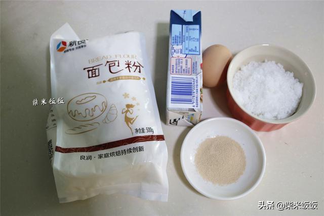 ​做面包，用它和面，面包柔软拉丝，放3天也不硬，比买的好吃