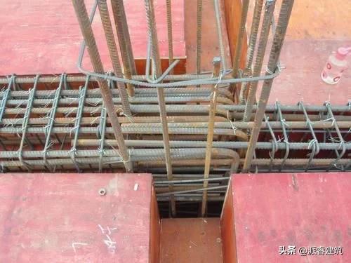 回乡建房，不知道这些，很可能被包工头坑