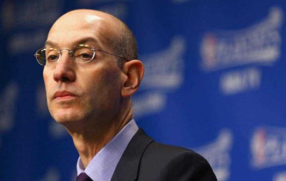 多名球員觀看快艇戰湖人！聯盟有明文規定，球員們卻全都違規了！-黑特籃球-NBA新聞影音圖片分享社區