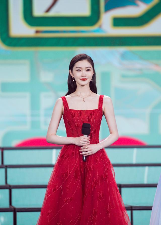 央视端午晚会阵容强大，刘德华再度登台，李宇