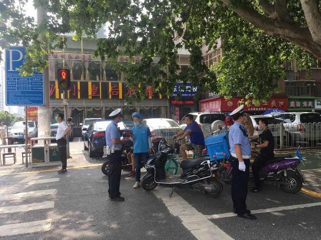 西安交警碑林大队：创文整治全面展开 助力文明交通出行提档升级