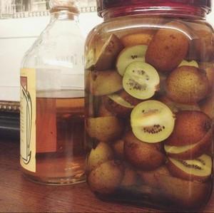 26種精致水果酒，泡制方法簡單，先收藏起來，夠你學一陣子了