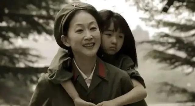 56岁老戏骨陈瑾：无儿无女还和亲哥约定一生不婚