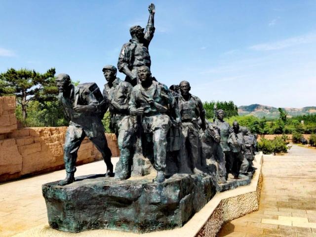 ������ս�ۣ���ԣ˵���鸦�¾�����ʵΪ��ıԶ�ǵ��չ�֮��