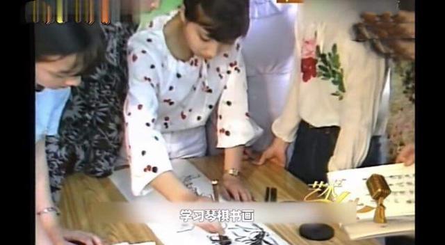 87版《红楼梦》演员来自工厂，王熙凤身高156，33年后他们怎么样