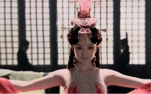 杨幂21岁时有多撩？扮演“舞姬”美若天仙，为角色“牺牲”还挺大