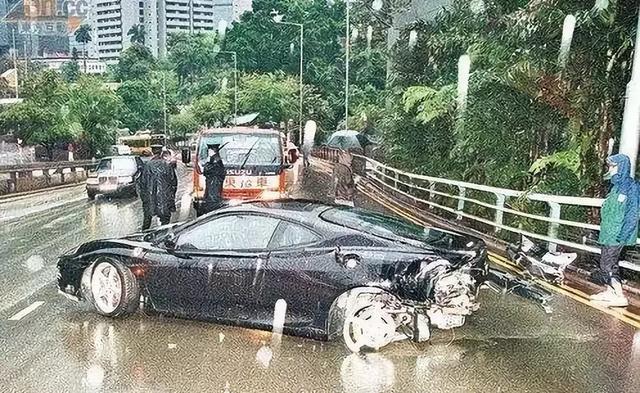 三胎生父只是工具人？张柏芝凌晨点赞情敌王菲，难道她还爱谢霆锋