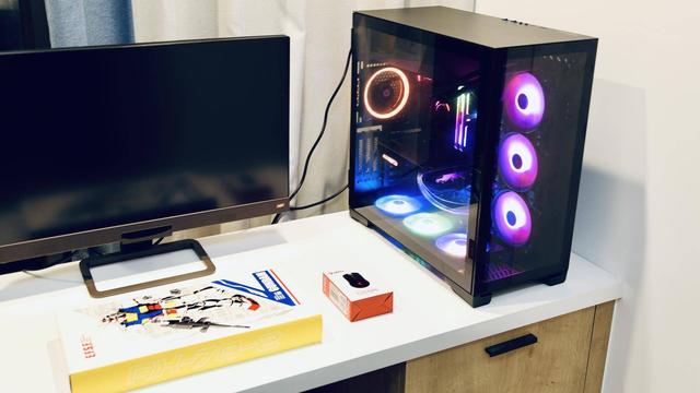微星MPG Z490 GAMING CARBON WIFI主板开箱小测