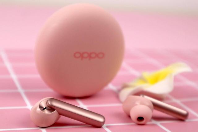 简约潮流风少不了OPPO Enco W31真爱粉：独有配色加