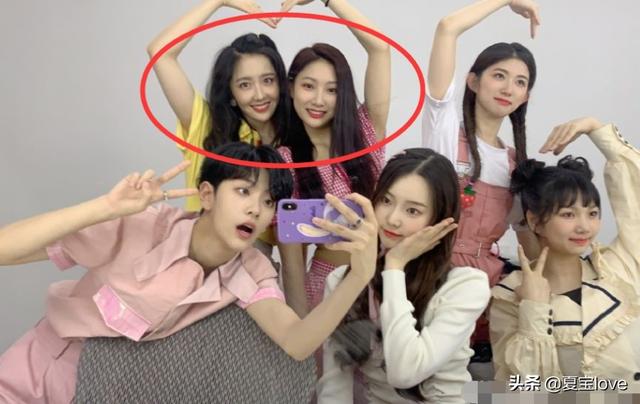 王艺瑾14岁上节目照传出，看清身材，才知啥叫减肥拯救一张脸