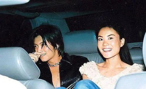 谢霆锋妹妹：比父亲谢贤还风流，换男友如流水，37岁产女生父成迷