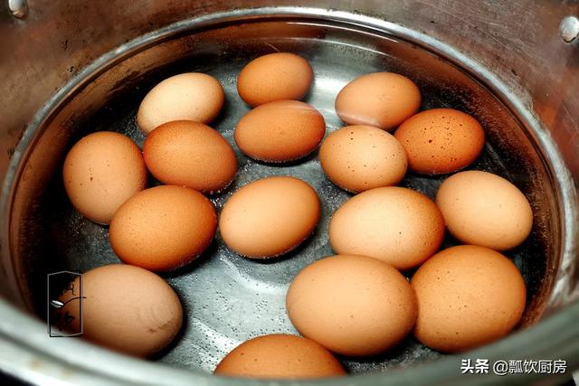 立秋贴秋膘，不如煮上一锅蛋，清香补营养，实惠超值，比吃肉强