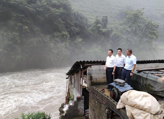 宜昌市興山縣把地質災害防治和流域禁漁工作抓細抓實