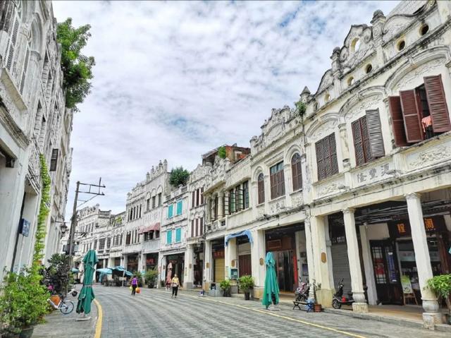 三亚1.5h直达！这座全国荔枝第一甜的海滨古城，