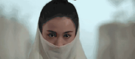 14岁出道，嫁给大15岁的“残疾”富豪，黎姿的传奇人生