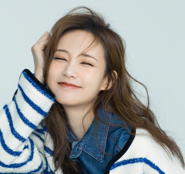 李一桐“月牙眼”都是装的？机智回应解质疑，突显情商又圈粉