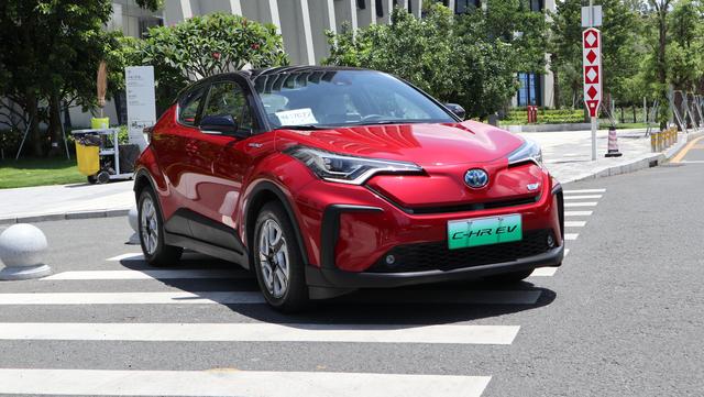 0~50km/h加速3.4s，试驾丰田C-HR EV，电动也不失驾驶乐趣
