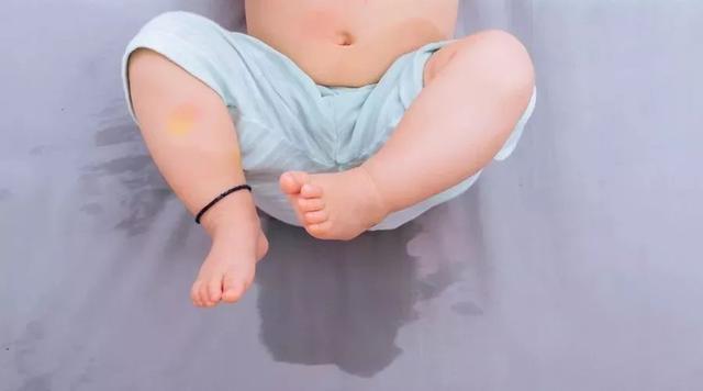 宝宝身体出现几个信号时，说明“缺水严重”，可要避开几个时间段